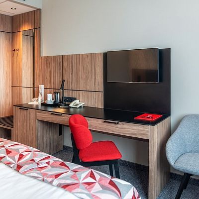 Standard room PLUS KING BED