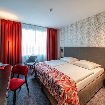 Standard room PLUS KING BED